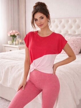 ❤️🩷 NIKE Dri-Fit Cap Sleeve Gathered Front Knit Top 🩷❤️